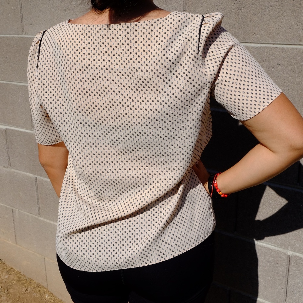 pink work blouse - Picture 2 of 2